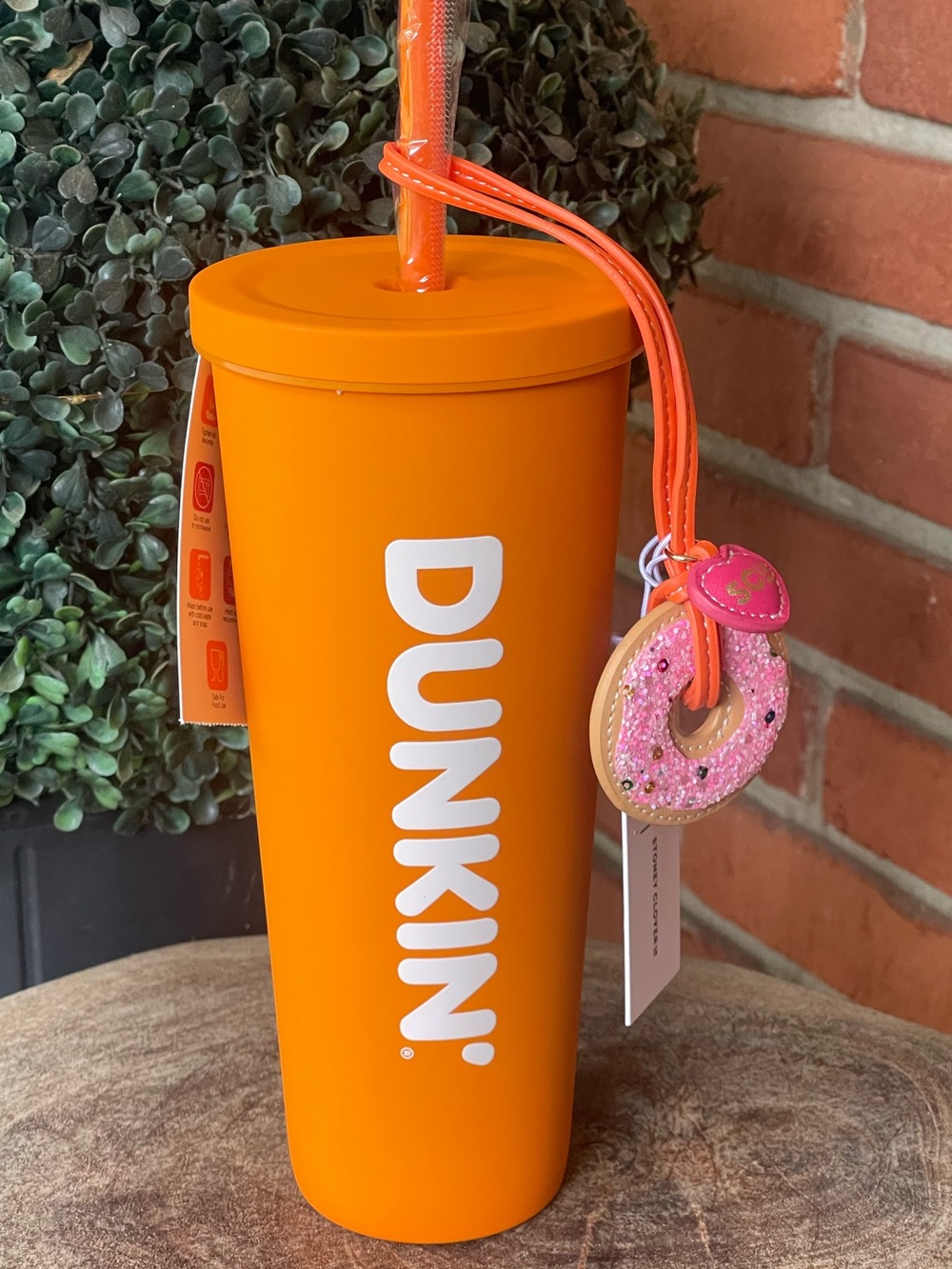 New DUNKIN SOFT TOUCH TUMBLER (24 OZ.) Orange & STONEY CLOVER Keychain Gift Set